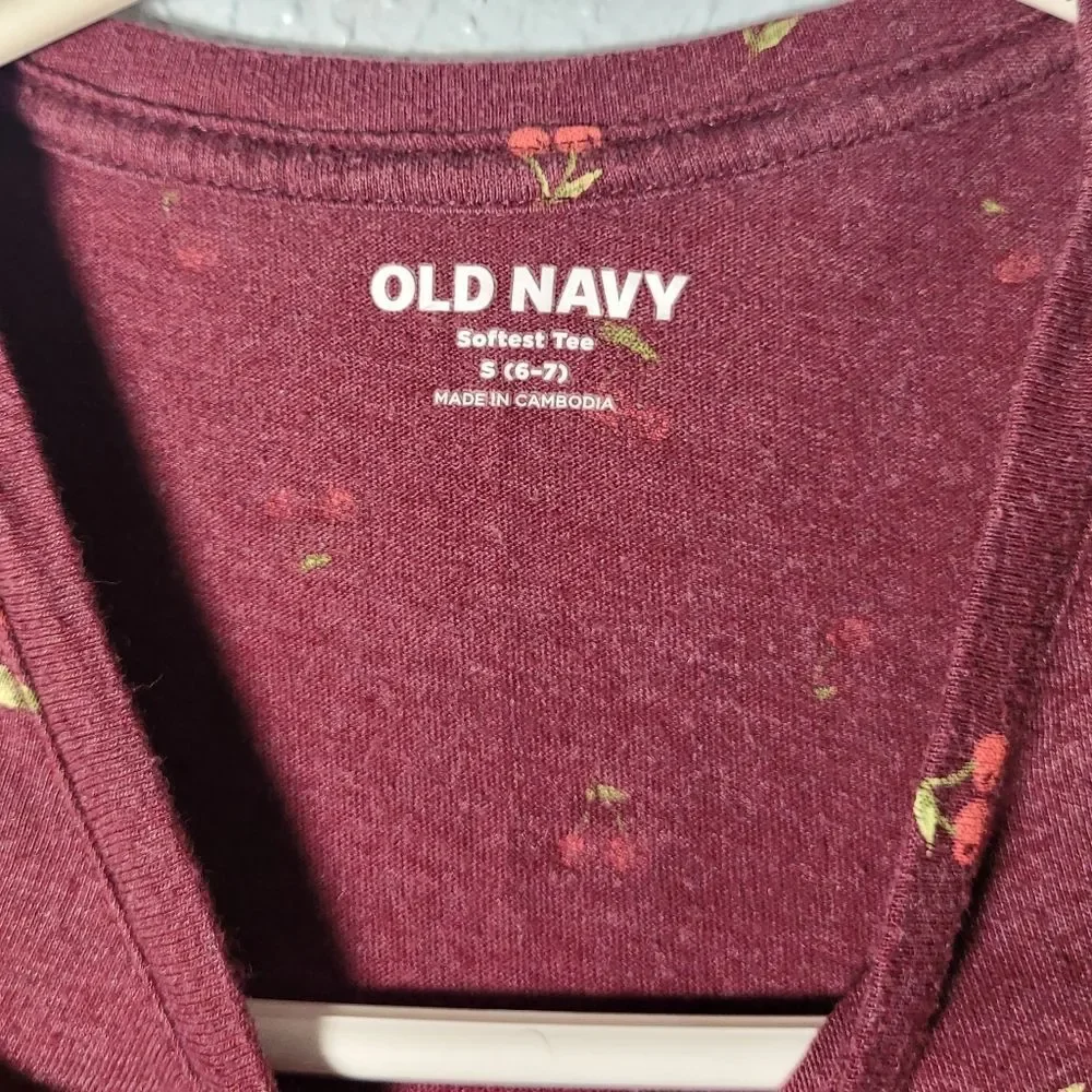 Old Navy Cherry T-shirt | Size 5/6